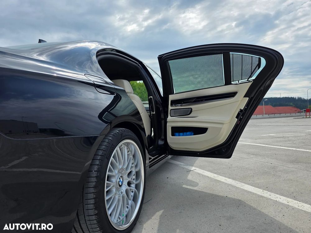 BMW Seria 7 730d - 23