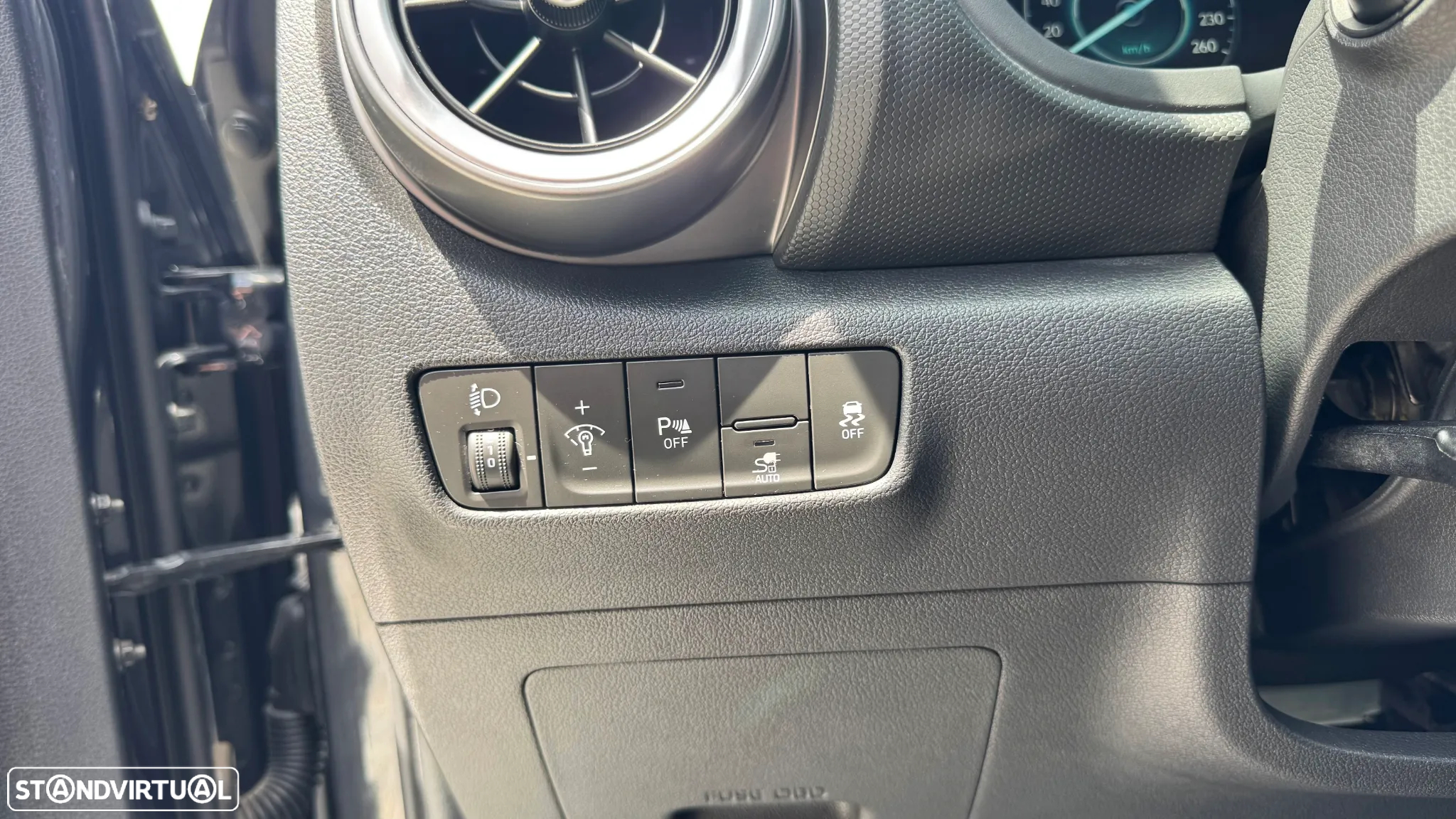 Hyundai Kauai EV 64 kWh Premium - 15