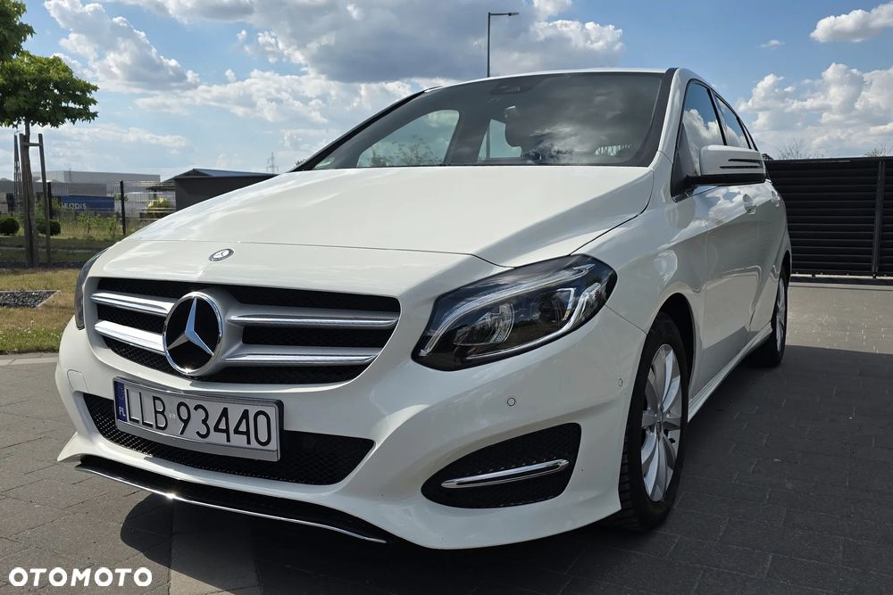 Mercedes-Benz Klasa B 180 7G-DCT UrbanStyle Edition - 8