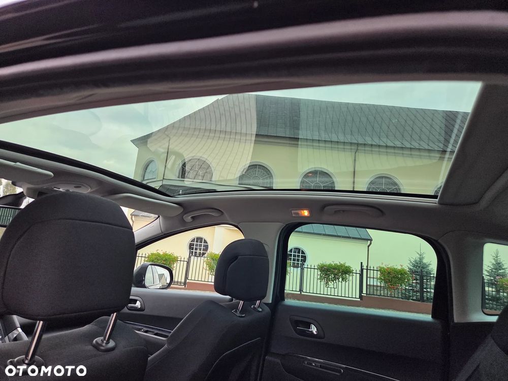 Peugeot 3008 1.6 Premium - 9