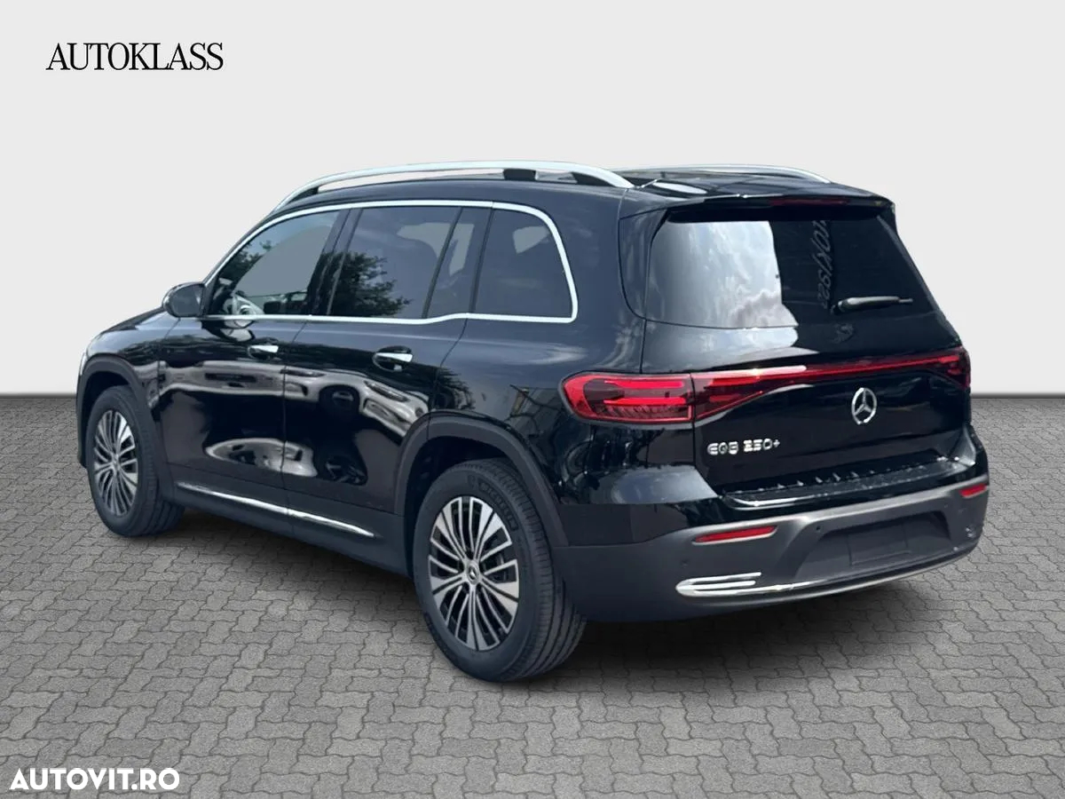 Mercedes-Benz EQB 250+ - 3