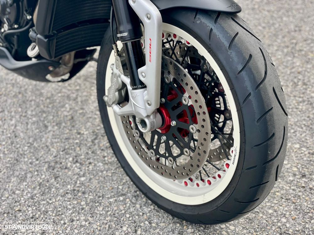 MV Agusta Dragster 800 RR - 17