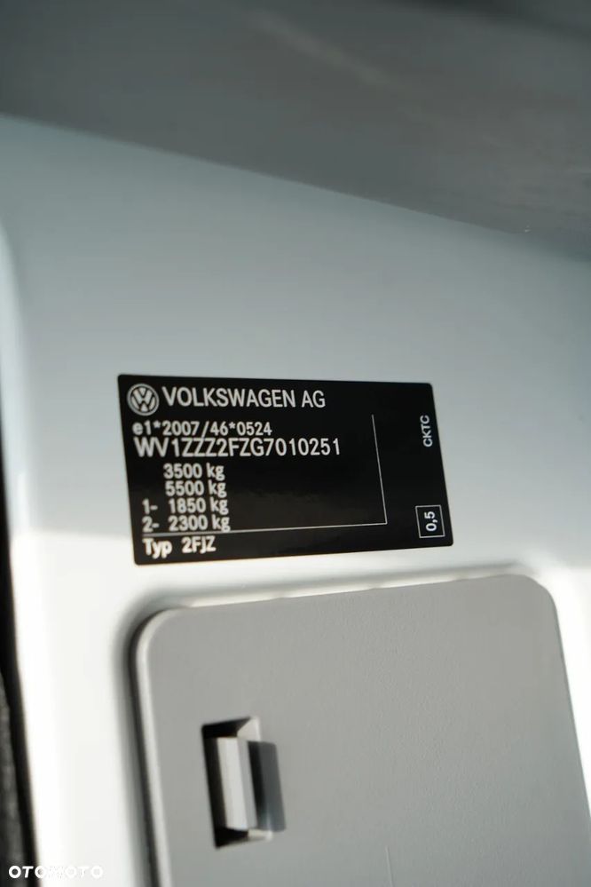 Volkswagen CRAFTER / KONTENER / 2017 ROK / BLIŹNIAK / 3 MIEJSCA / SPROWADZONY / PO KONTRAKCIE SERWISOWYM - 33