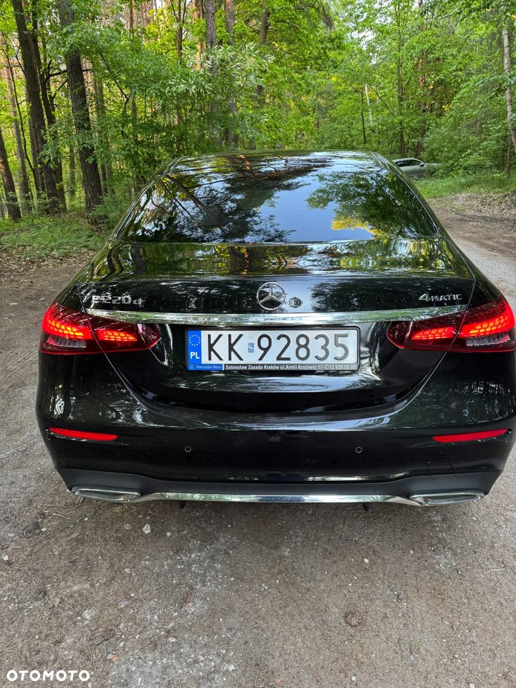 Mercedes-Benz Klasa E 220 d 4-Matic Business Edition - 5