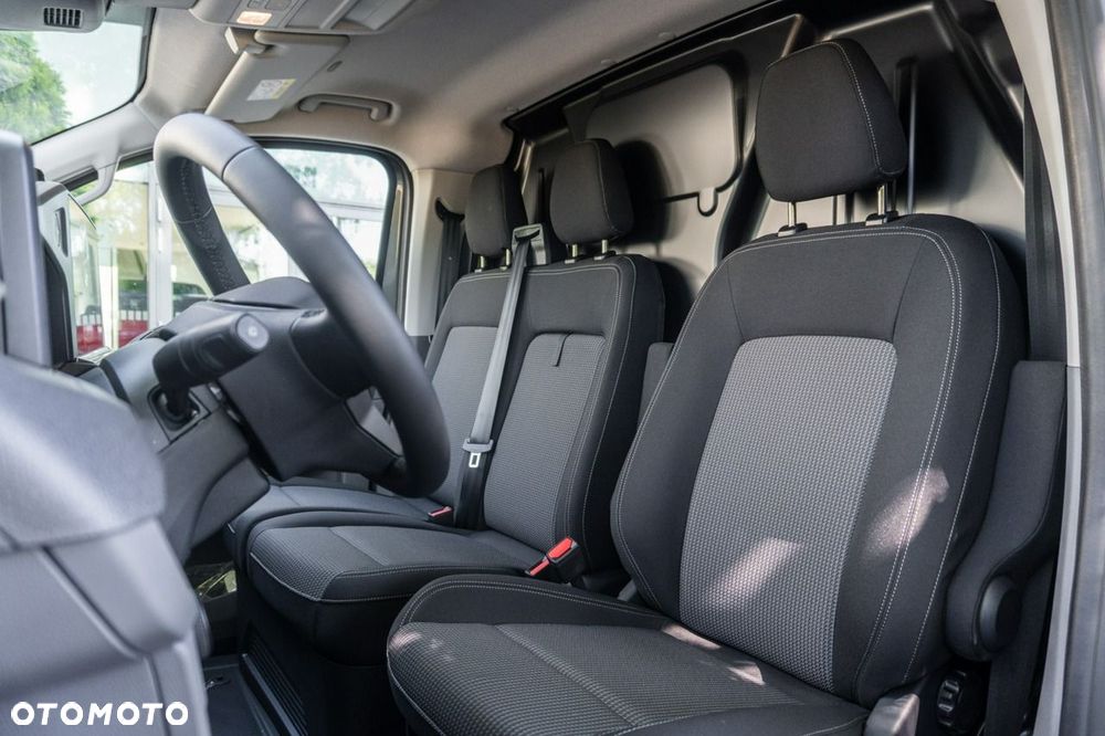 Volkswagen Transporter - 17