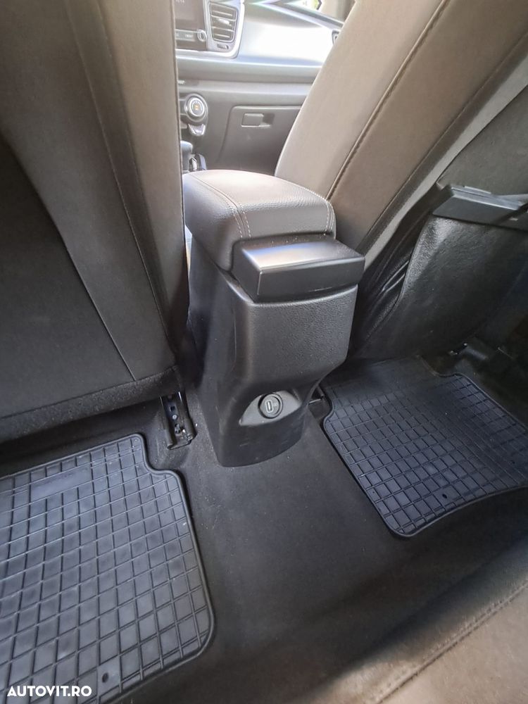 Kia Rio 1.0 T-GDI 7DCT Urban - 11