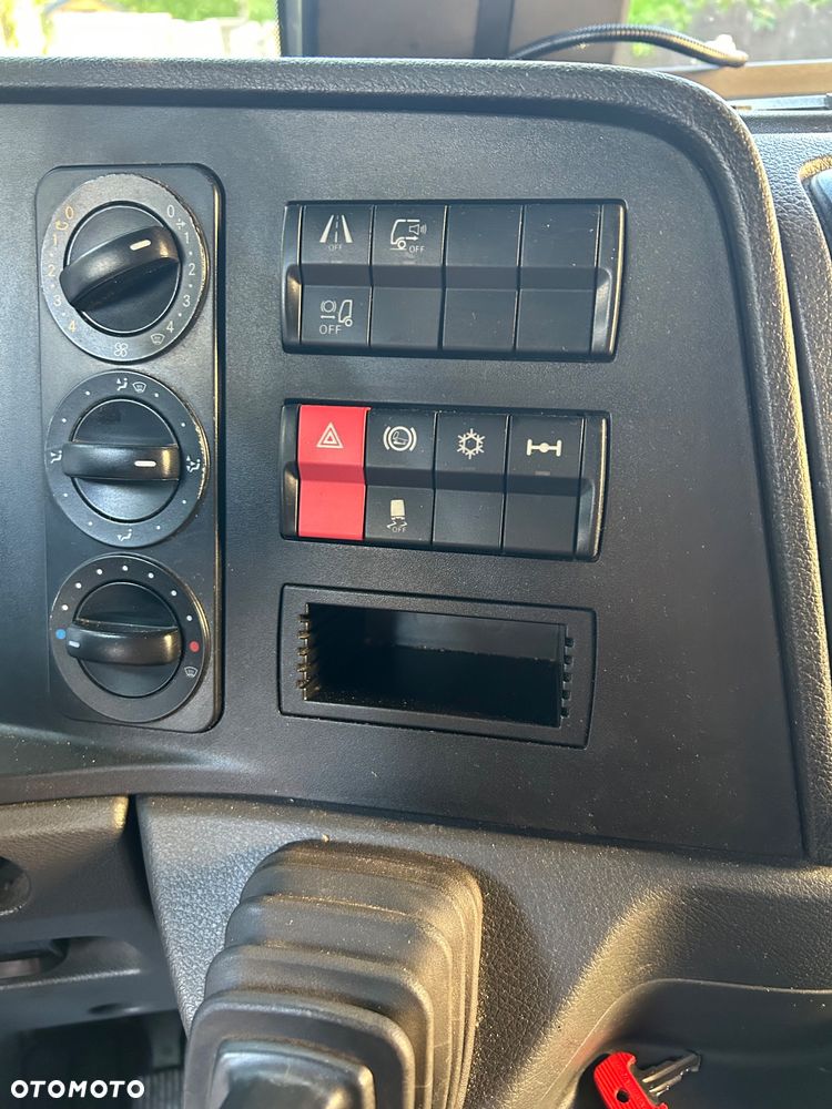 Mercedes-Benz ATEGO 1218 18 paletowy dł.7,25 szer.2,49 wys.2,35 - 21