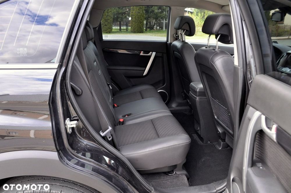 Chevrolet Captiva - 19