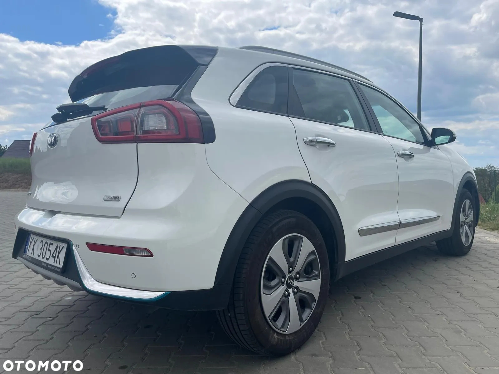 Kia Niro 1.6 GDI Plug-In Hybrid L - 6