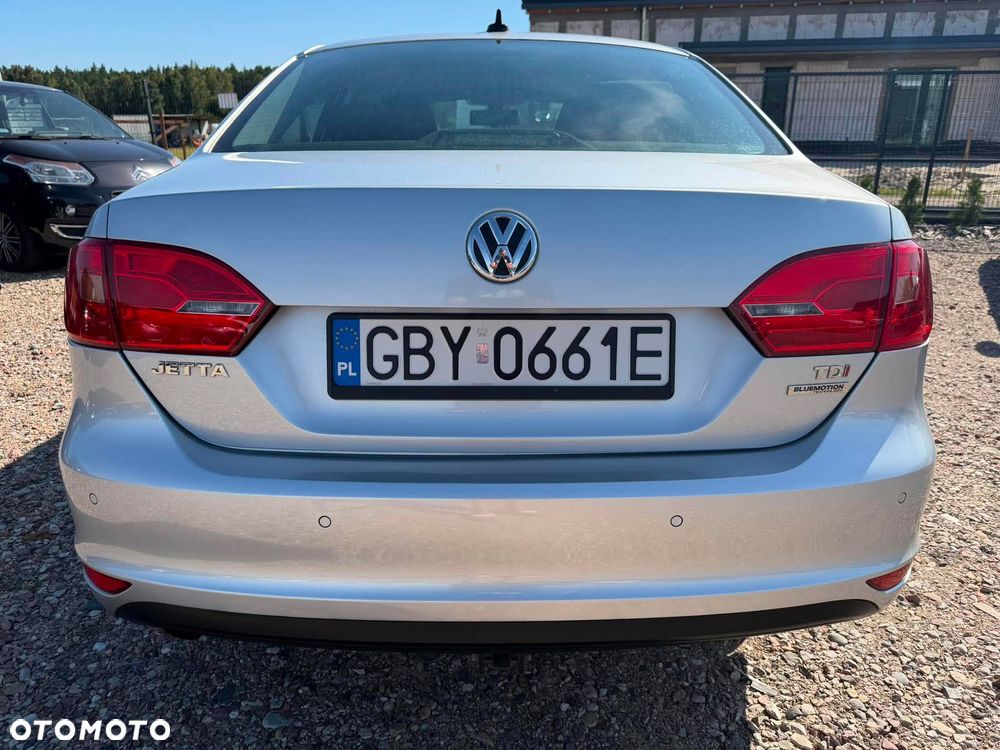 Volkswagen Jetta 1.6 TDI BMT Comfortline DSG - 6