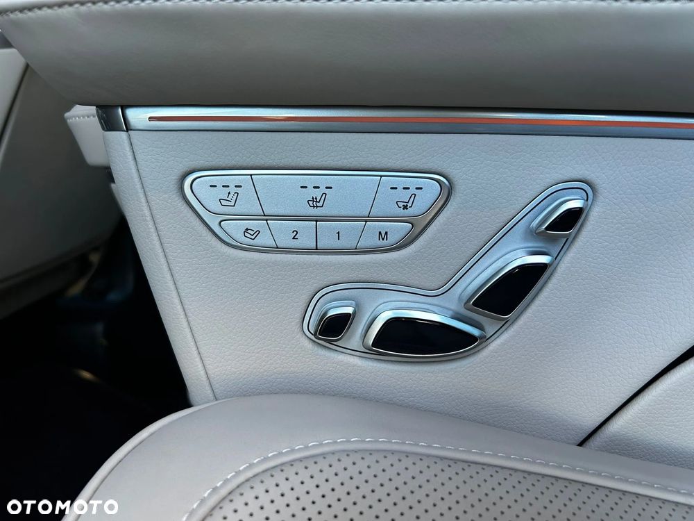 Mercedes-Benz Klasa V 300 d 9G-Tronic Exclusive (ekstra d³) - 33