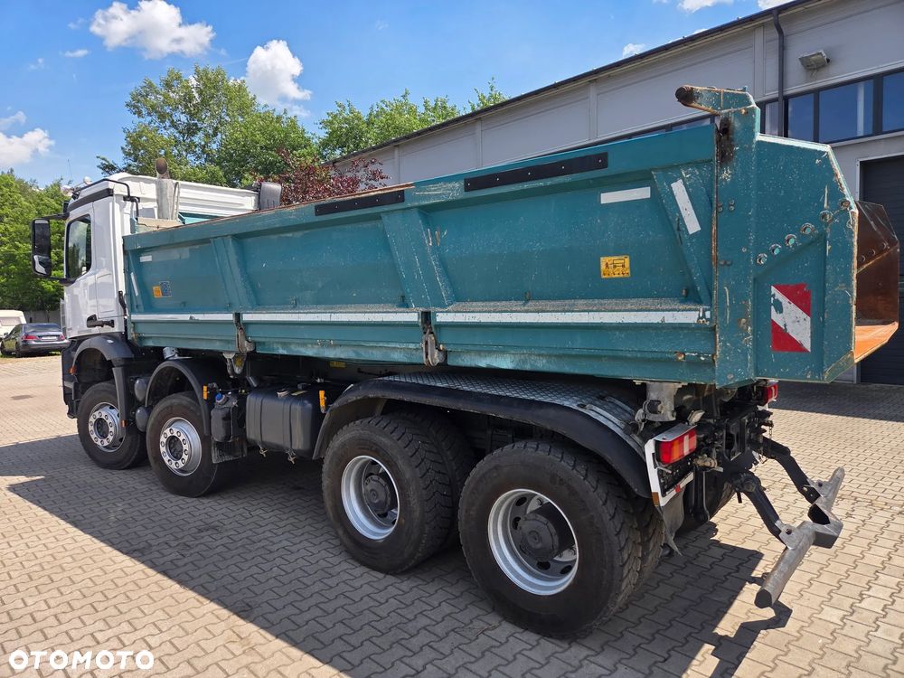 Mercedes-Benz Arocs 3245 - 7