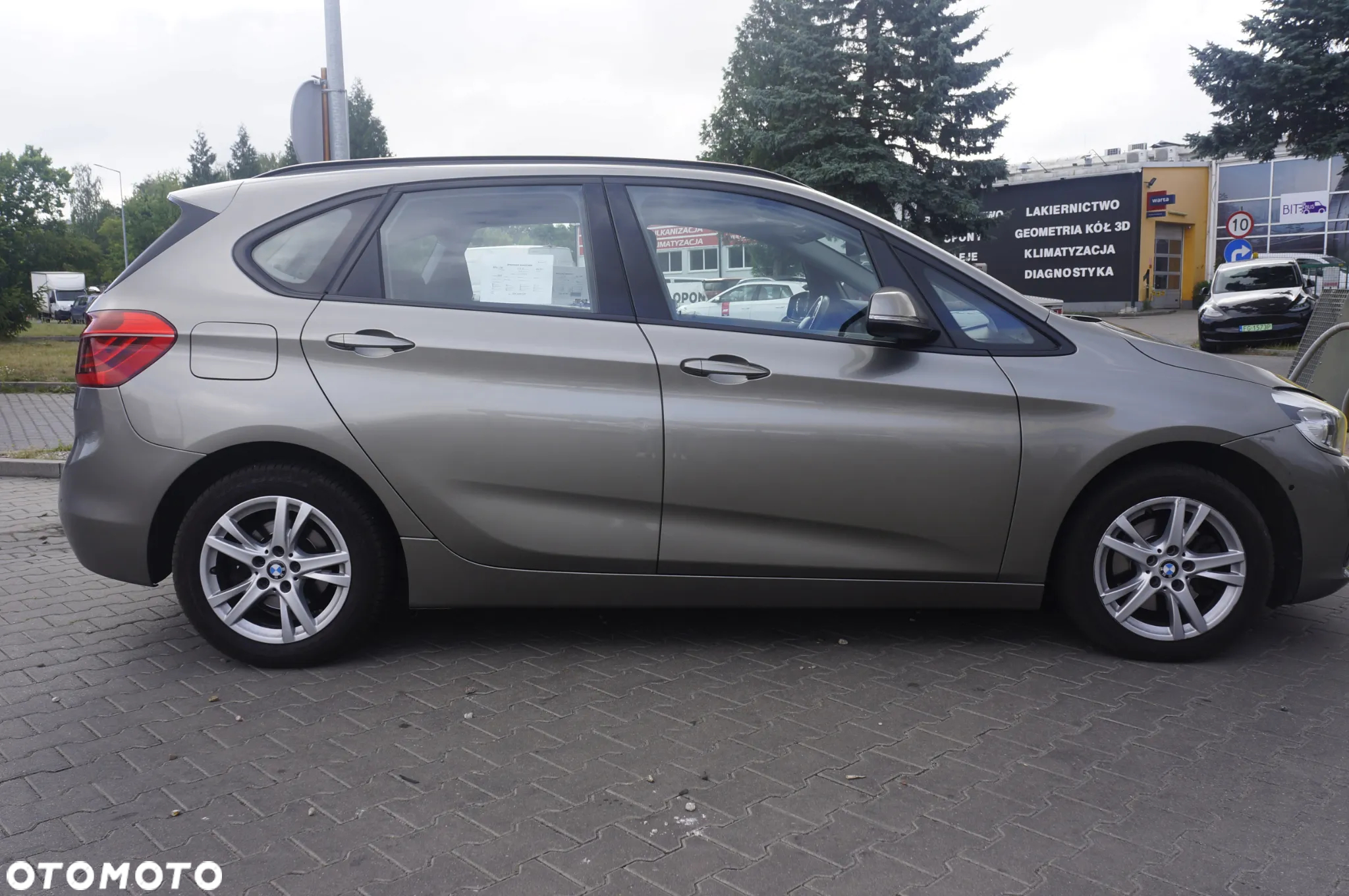 BMW Seria 2 216d Active Tourer - 3