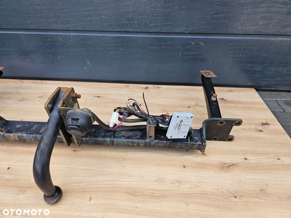 HAK HOLOWNICZY BOSAL WIĄZKA GNIAZDO 13 PIN MODUŁ OPEL ASTRA H KOMBI - 13