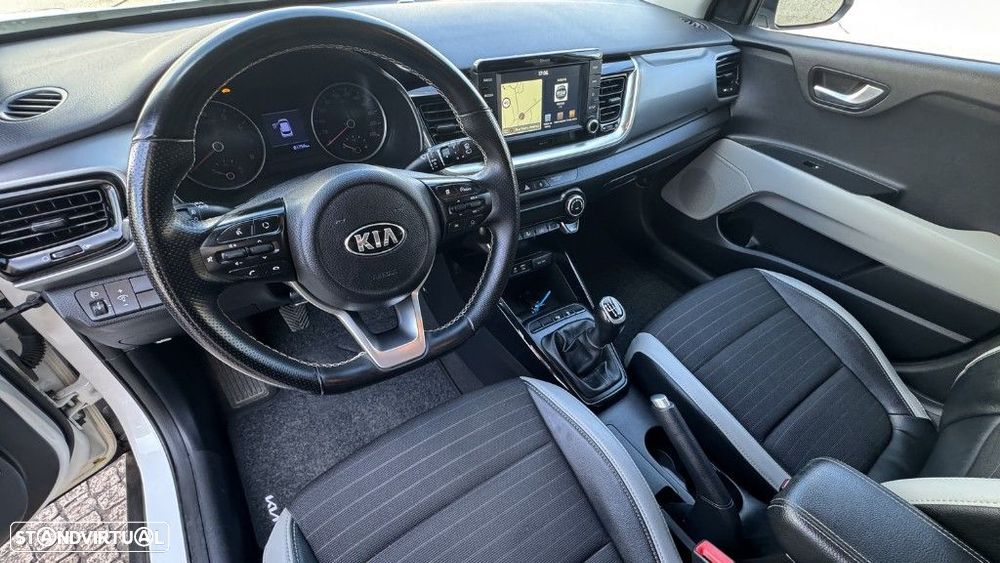 Kia Stonic 1.0 T-GDI Tech - 12
