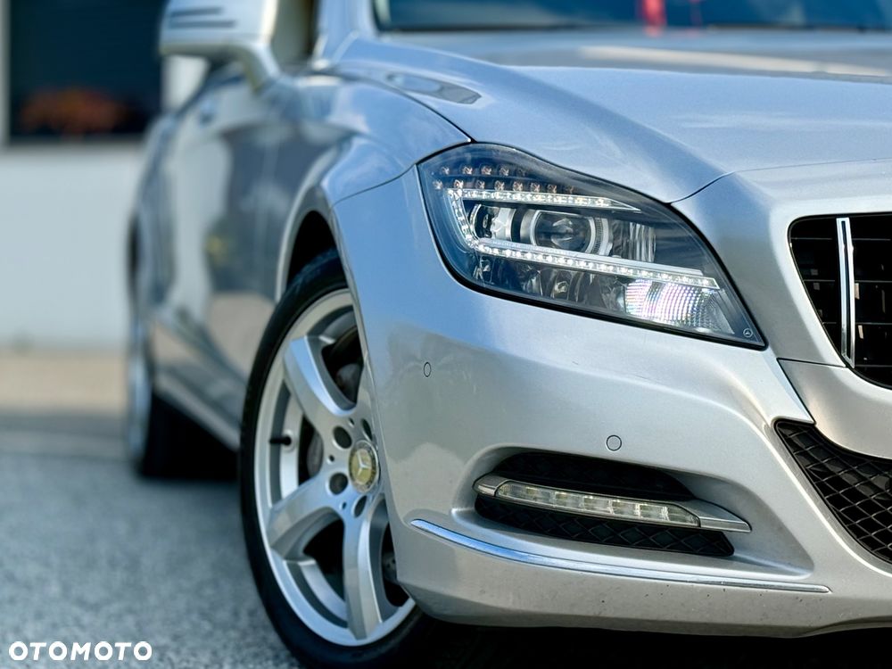 Mercedes-Benz CLS 350 d 4-Matic - 11