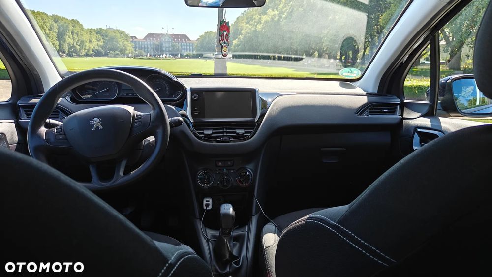 Peugeot 208 1.2 PureTech Active - 18