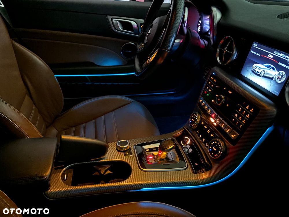 Mercedes-Benz SLC AMG 43 - 32
