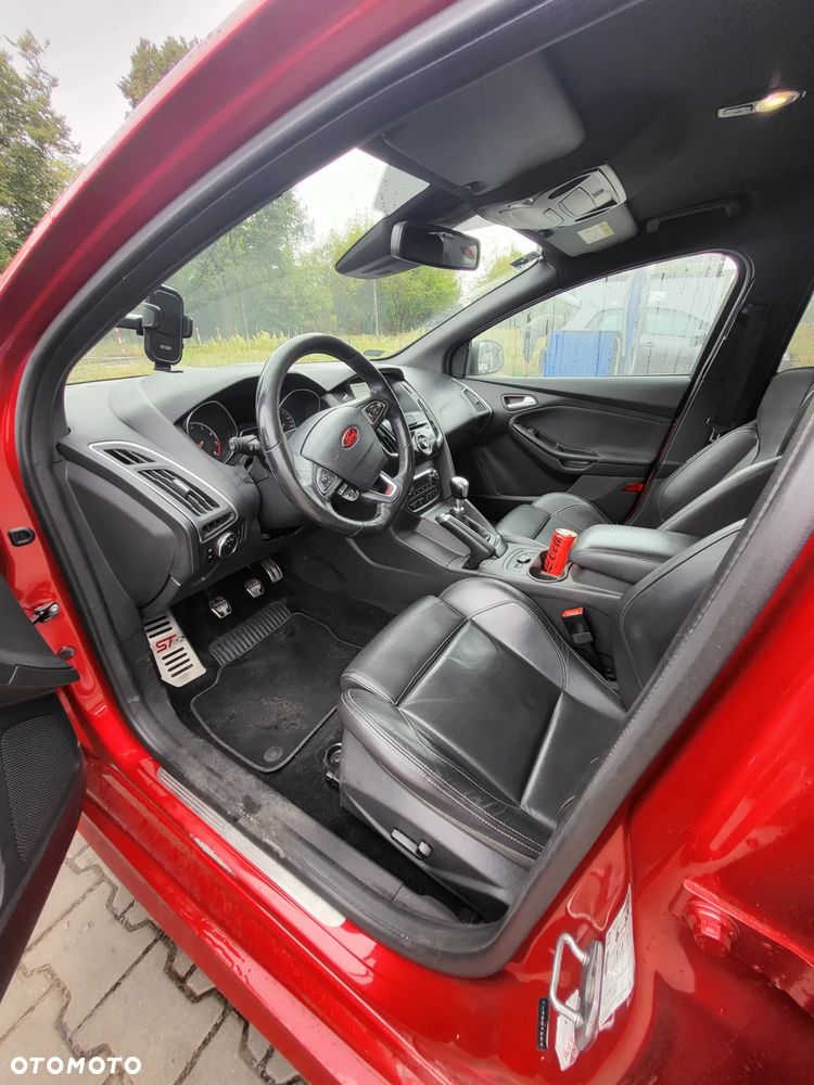 Ford Focus 2.0 EcoBoost ST - 5