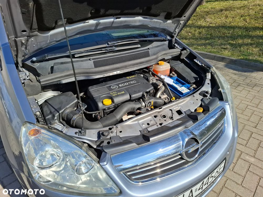 Opel Zafira 1.7 CDTI - 18