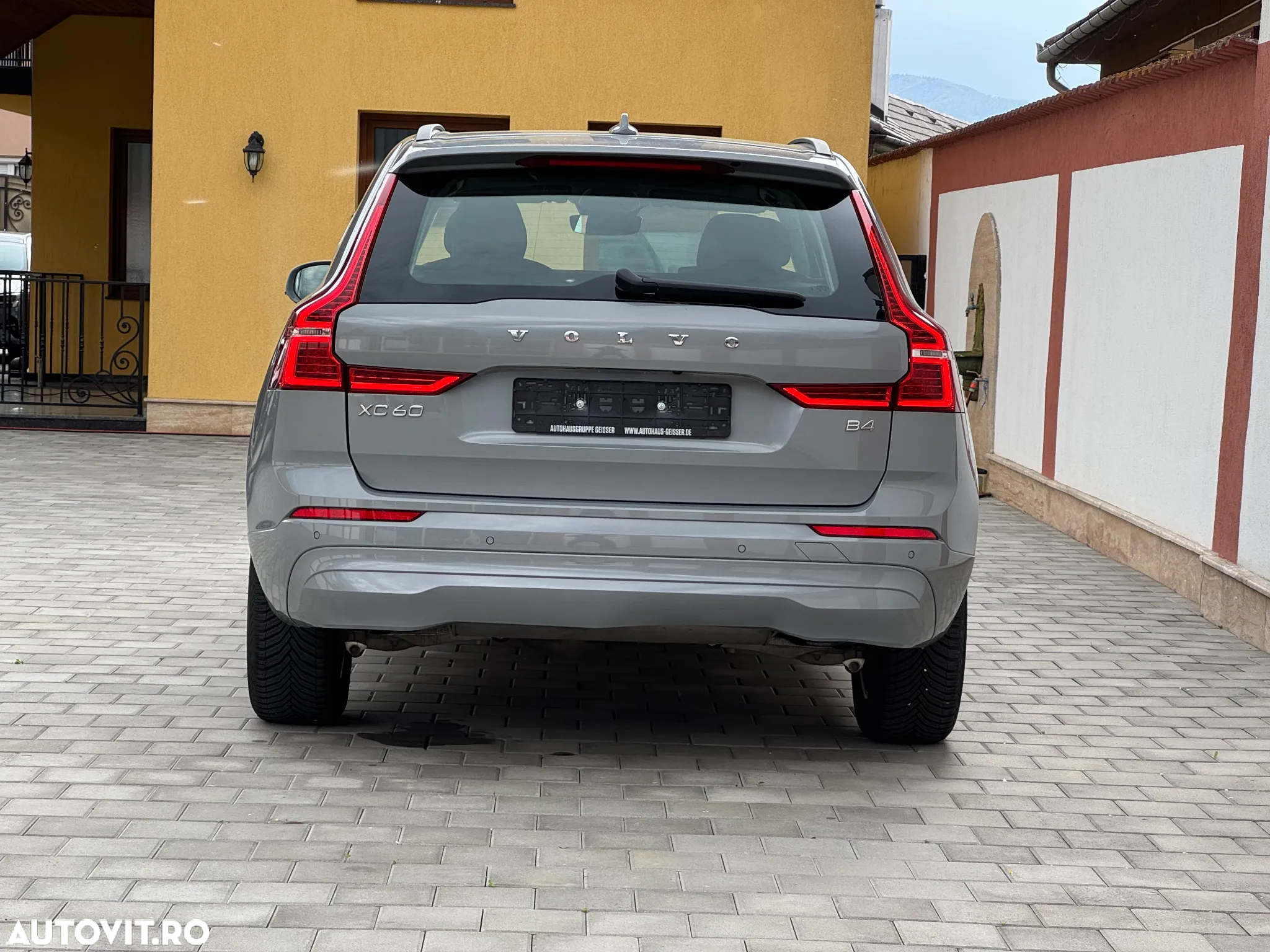Volvo XC 60 B4 D AWD Core - 30