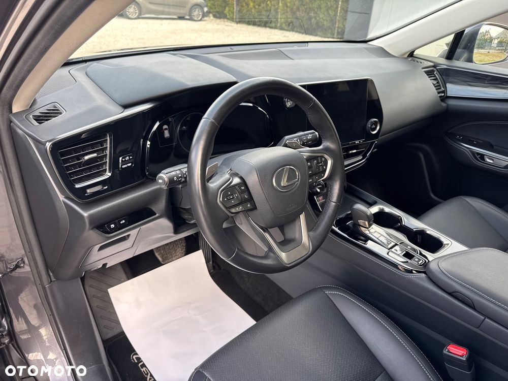 Lexus NX 350h Prestige 2WD - 16