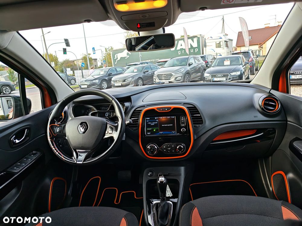 Renault Captur 1.2 TCe Helly Hansen EDC - 16