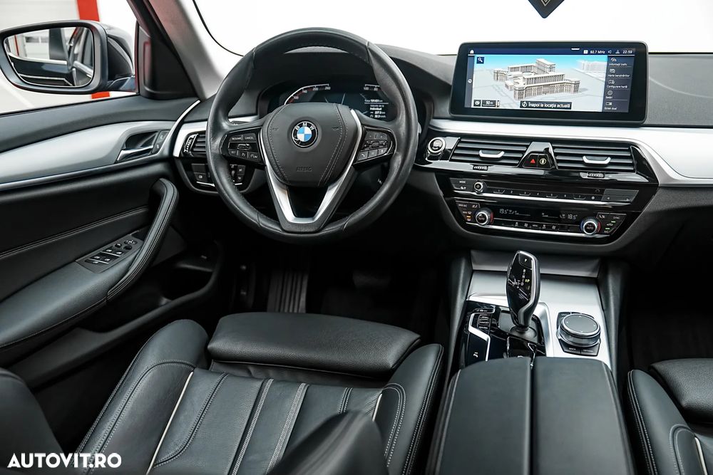 BMW Seria 5 520i Aut. Sport Line - 16