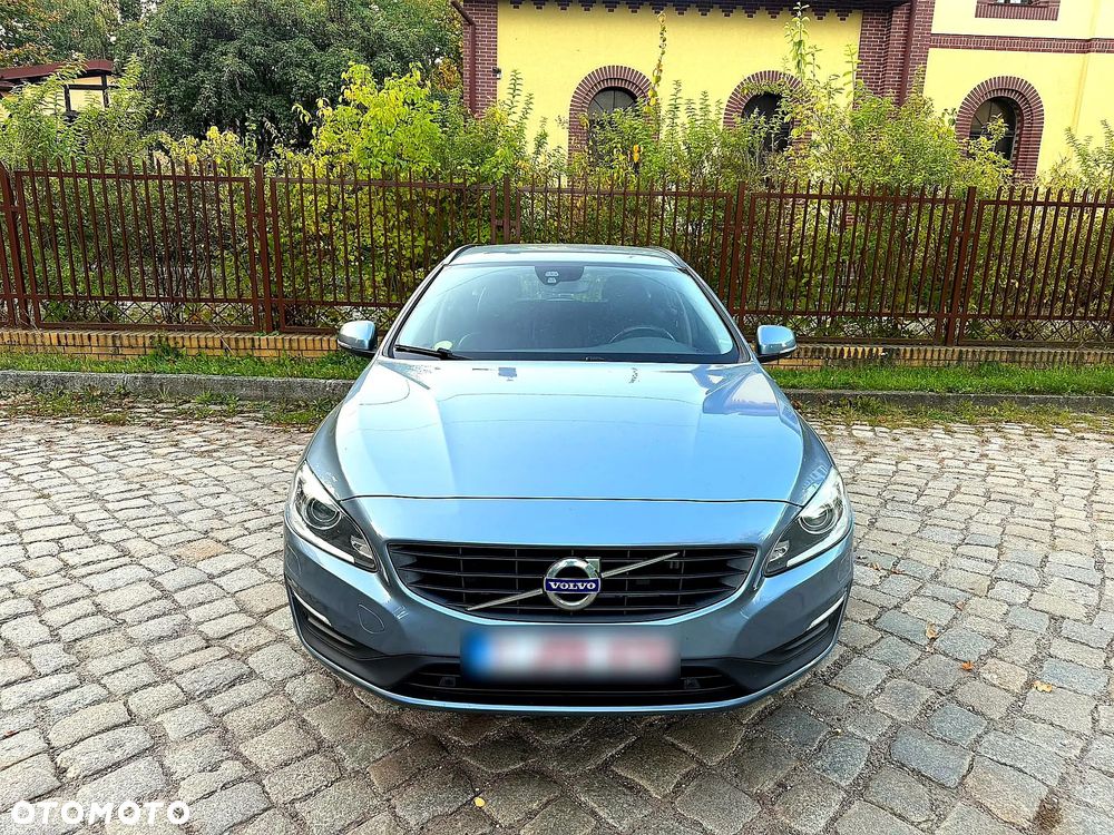 Volvo V60 D3 Momentum - 7