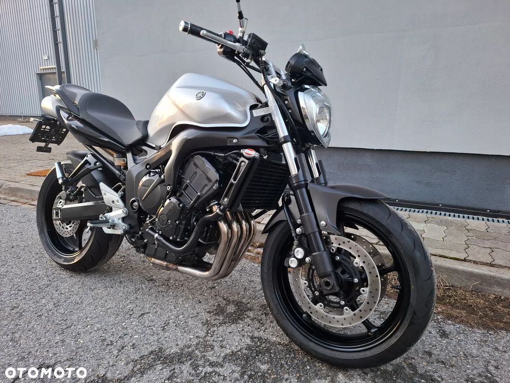 Yamaha FZ6 - 2