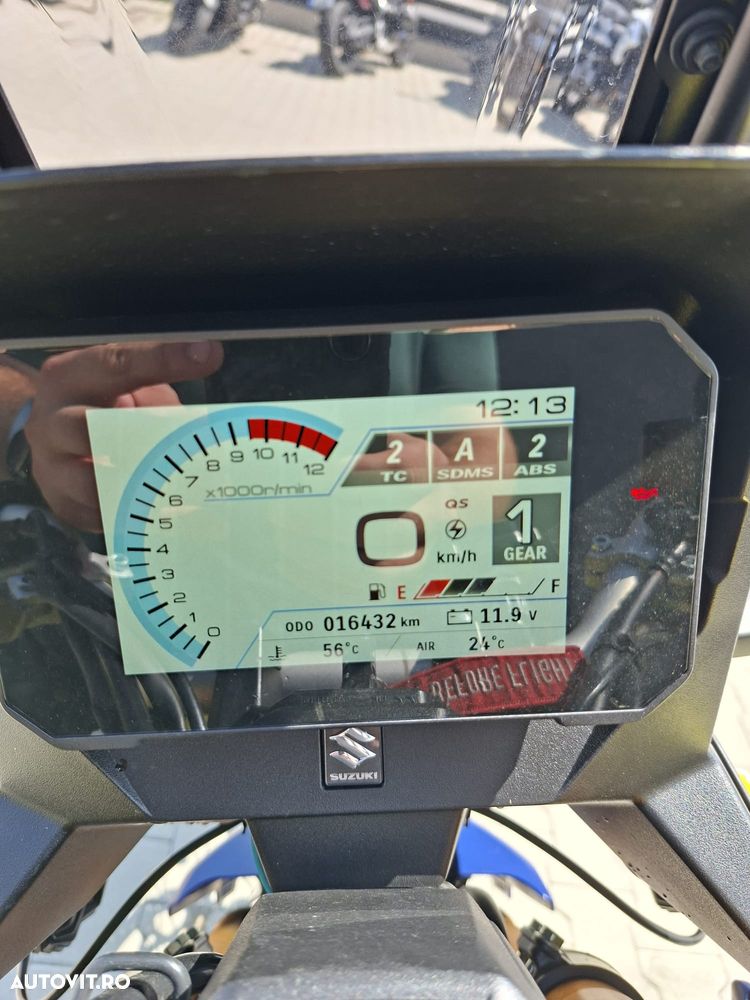 Suzuki V-Strom 800DE - 6