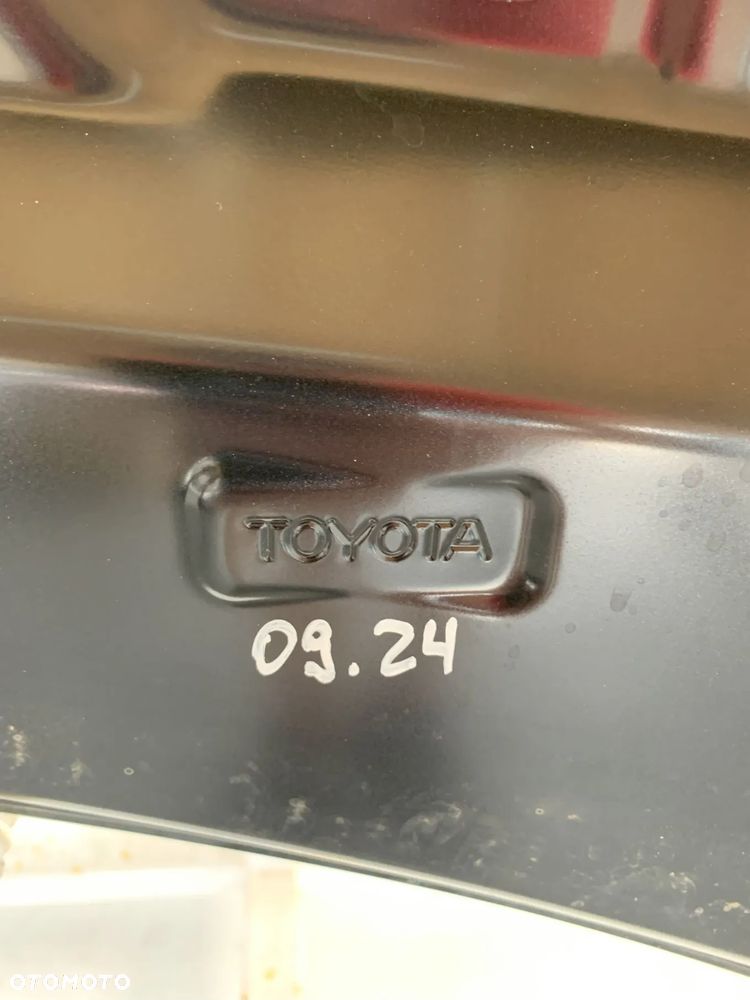 Toyota Yaris 4 IV 20r Maska pokrywa silnika 2020 - 4