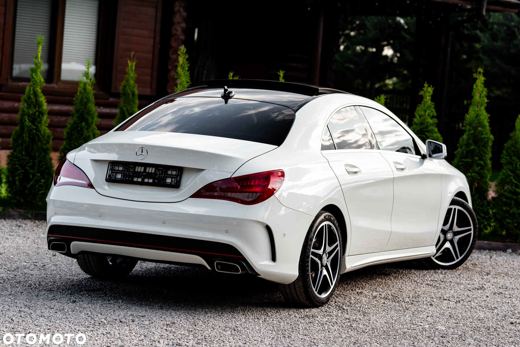 Mercedes-Benz CLA 250 7G-DCT AMG Line - 12