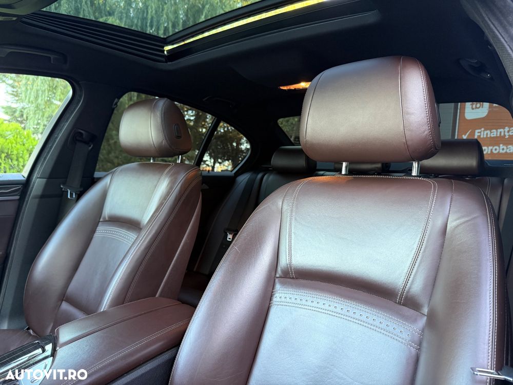 BMW Seria 5 520d AT - 9