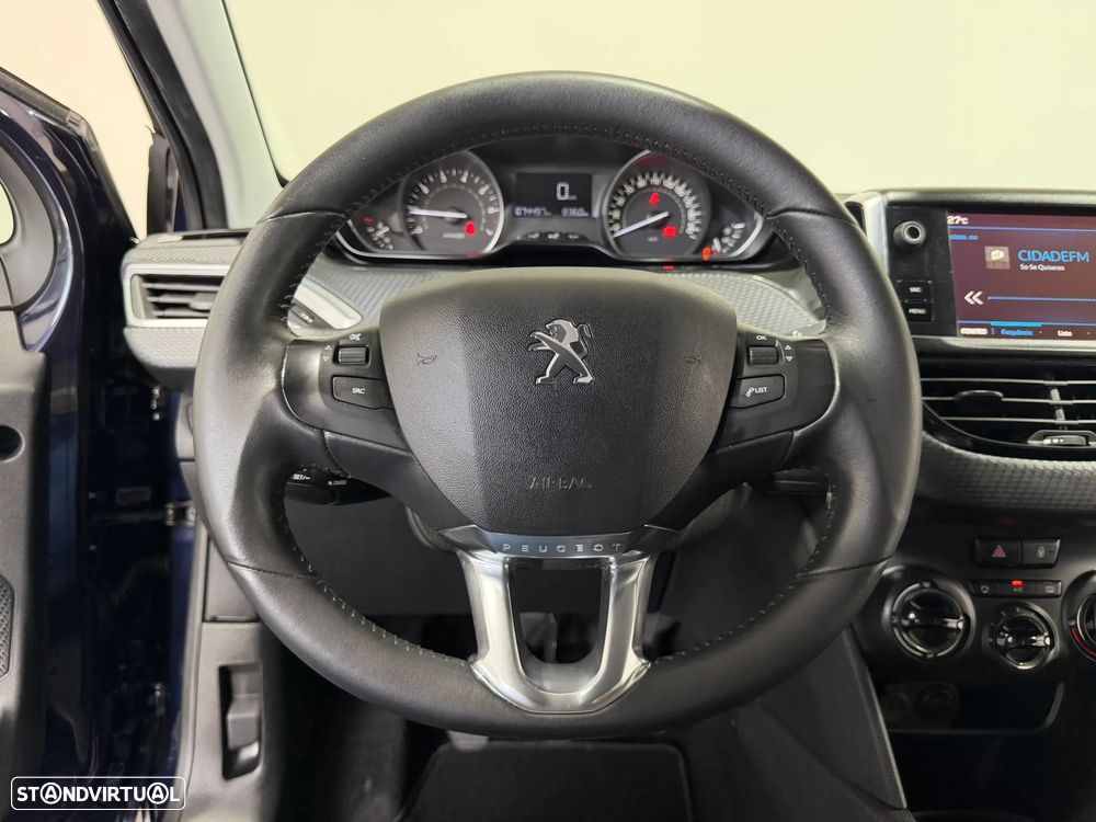 Peugeot 208 1.2 PureTech Style - 26
