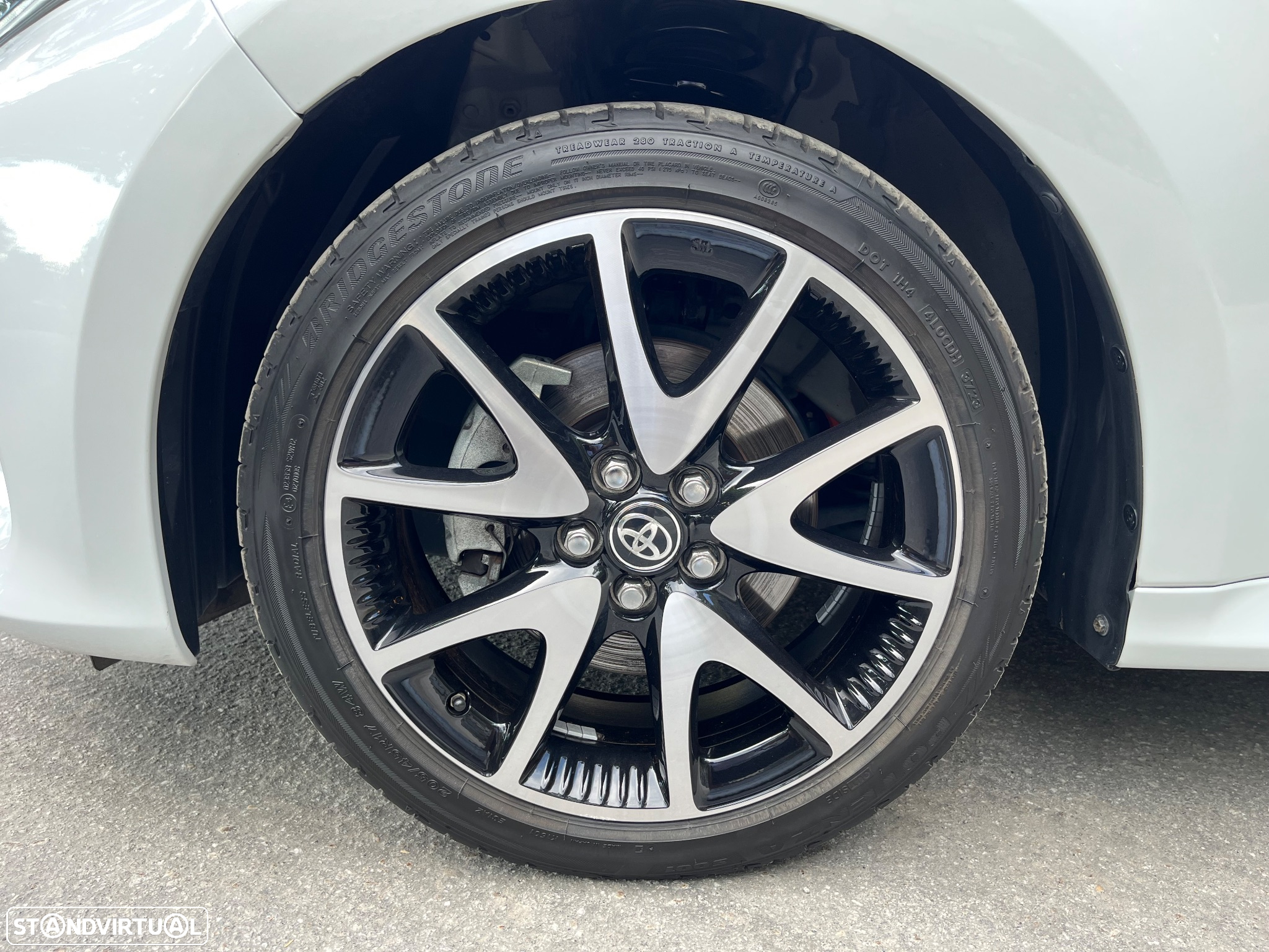 Toyota Yaris 1.5 HDF Premier Edition - 31