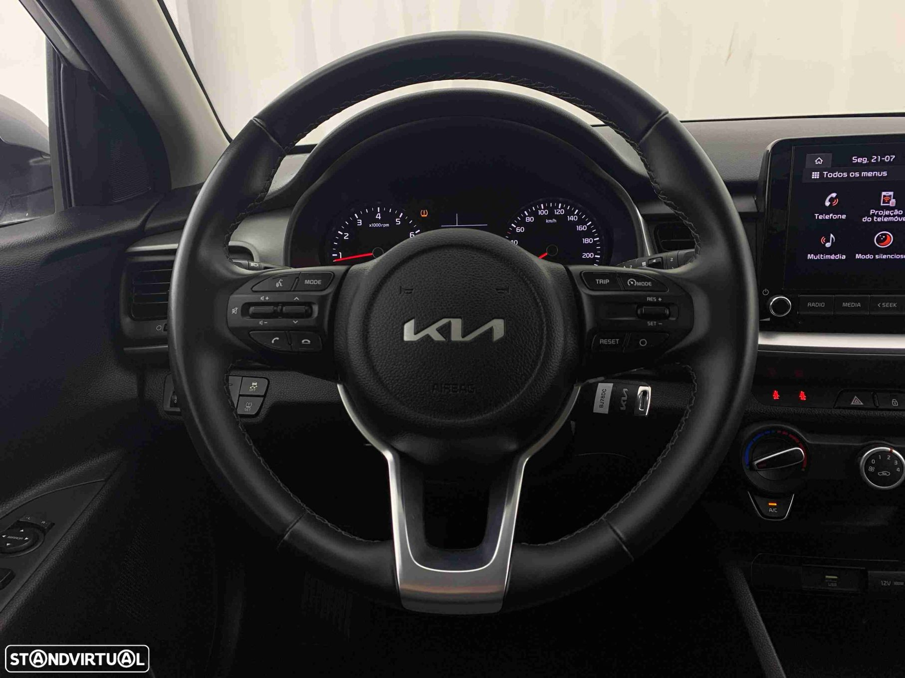 Kia Stonic 1.2 Dynamic - 4