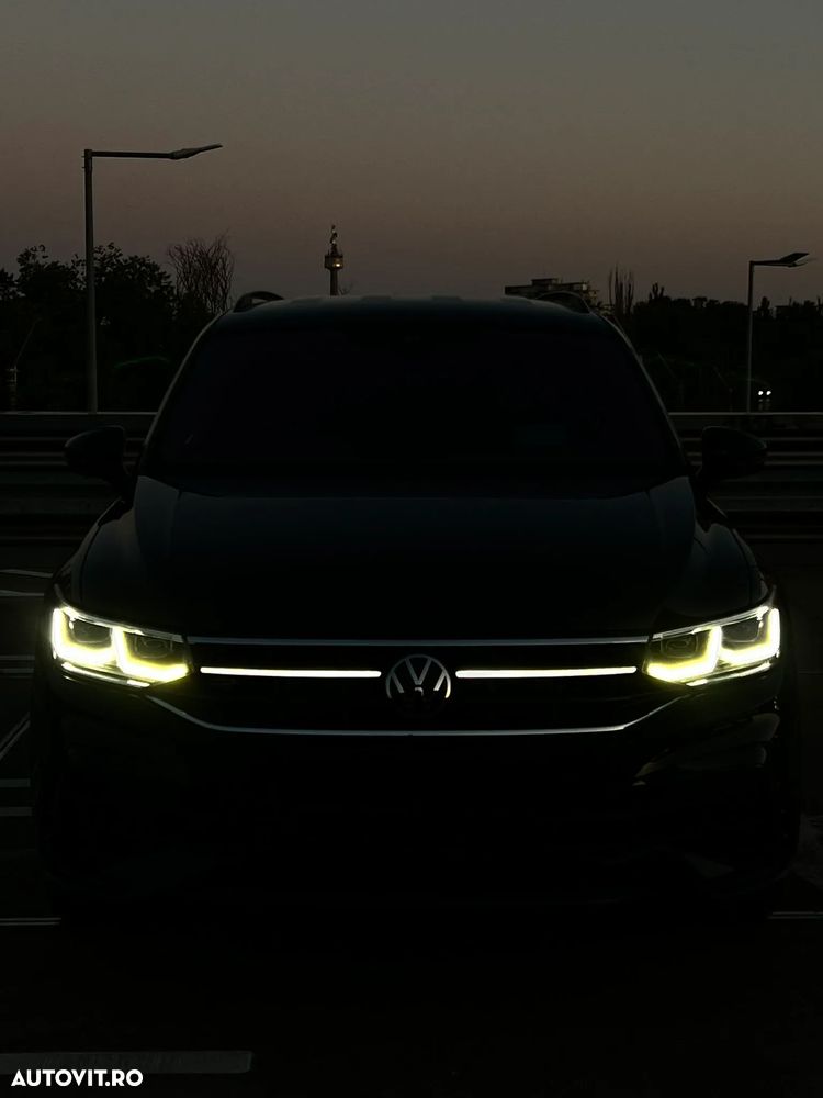 Volkswagen Tiguan Allspace 2.0 TDI 4Mot DSG R-Line - 23