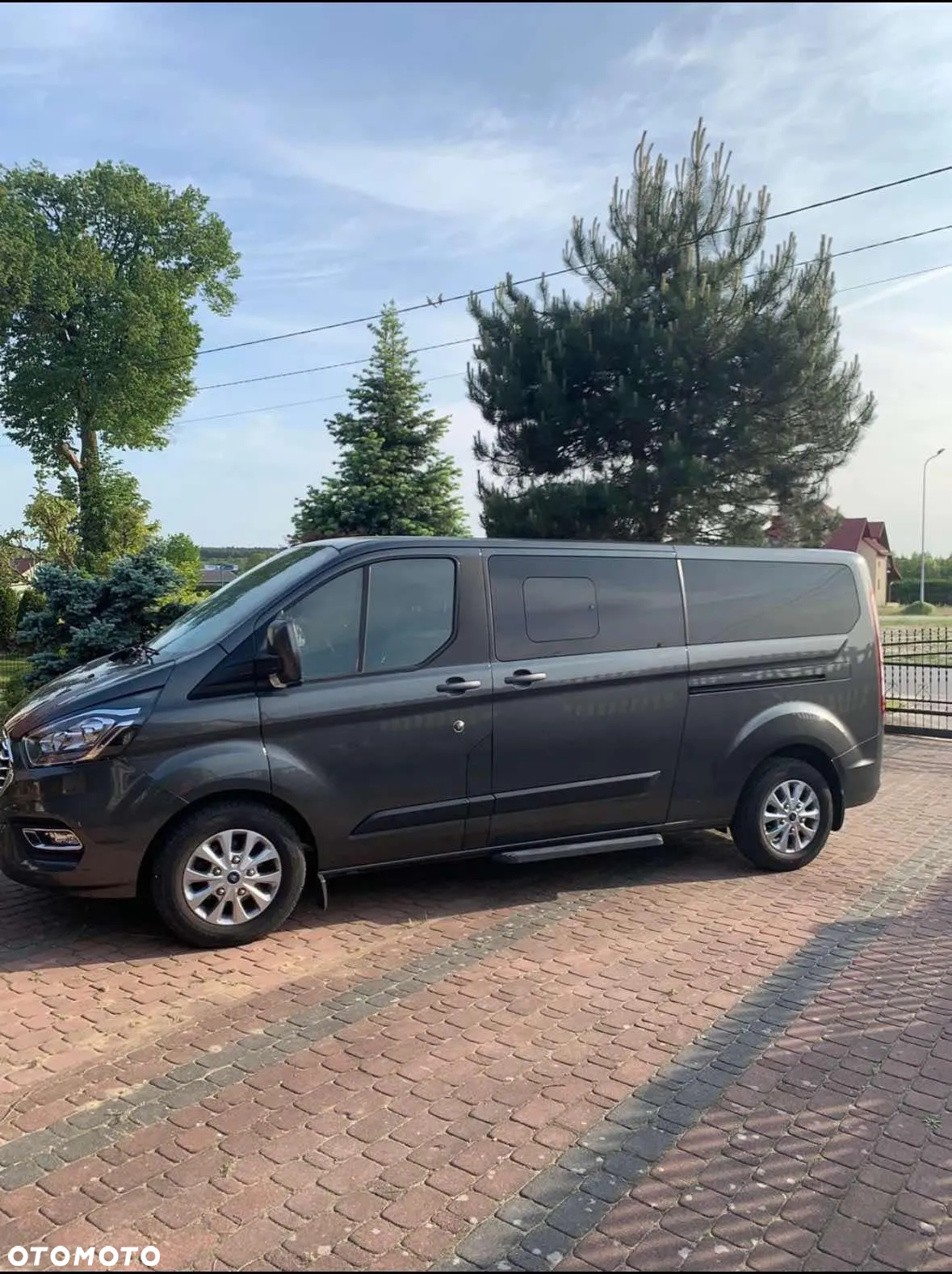Ford Tourneo Custom 2.0 TDCi L2 Titanium SelectShift - 2