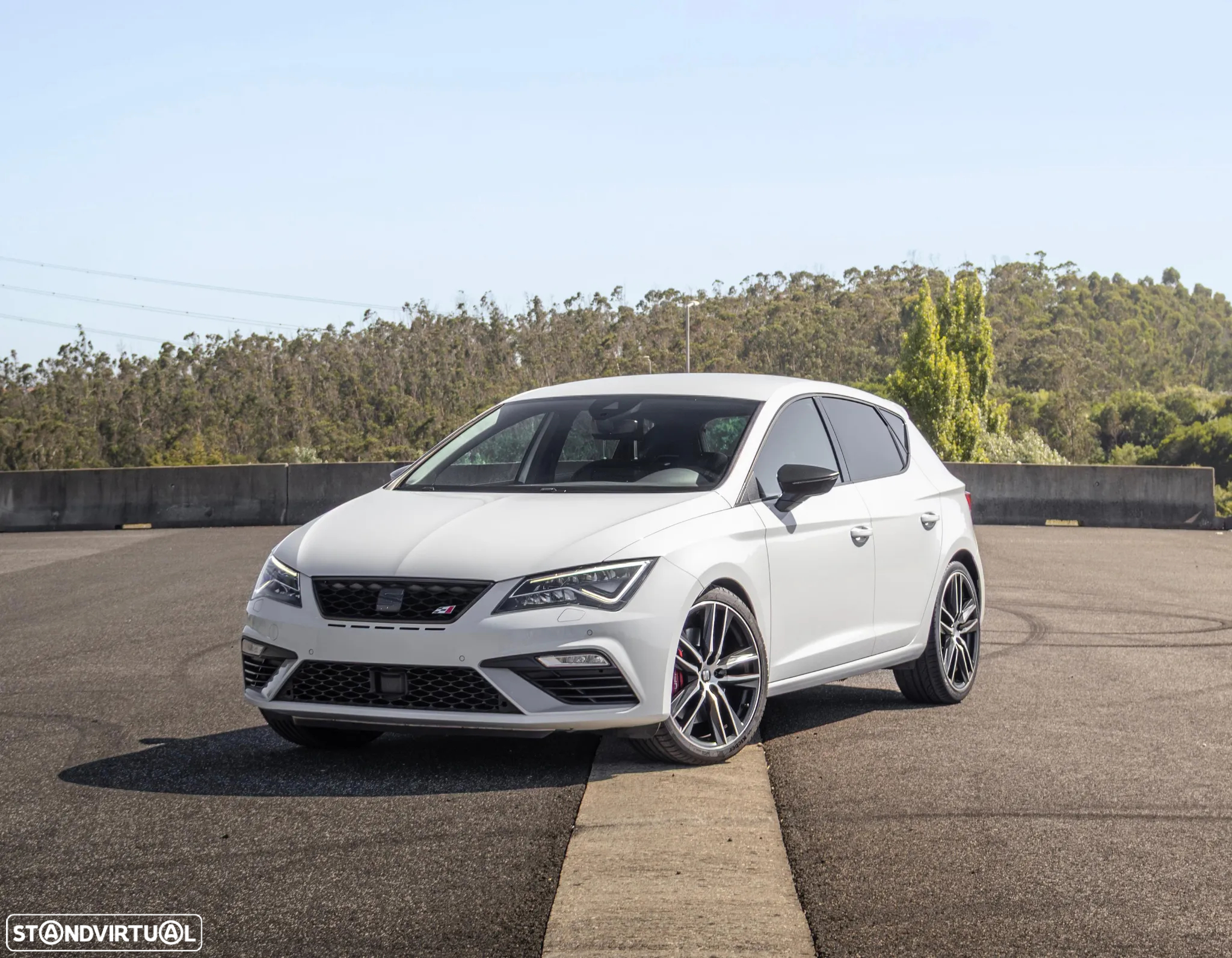 SEAT Leon 2.0 TSI S&S DSG Cupra 300 - 24