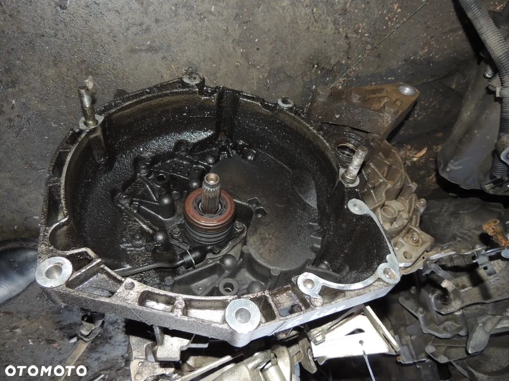 Skrzynia biegów 6 Fiat Doblo XL '14 1,6 Multijet - 2