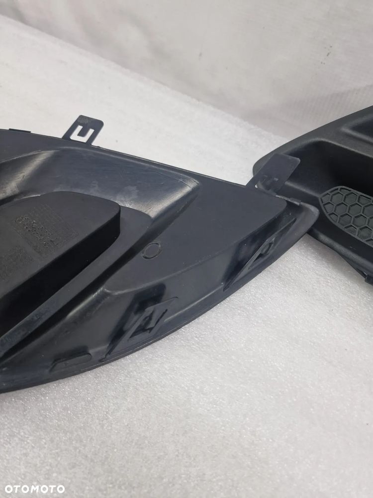 OPEL CORSA D LIFT 11- LEWA KRATKA BOCZNA ZDERZAKA PRZEDNIEGO PRZÓD , OPCJA BEZ HALOGENU , NR 13286034 , NR AUKCJI B/35 - 4
