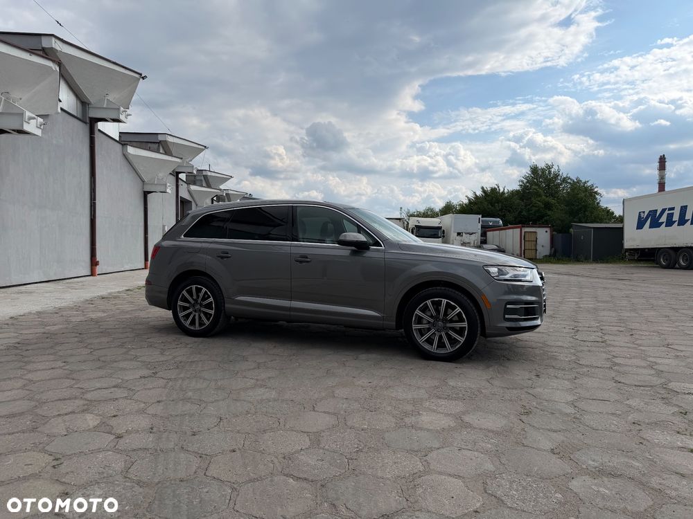 Audi Q7 - 9