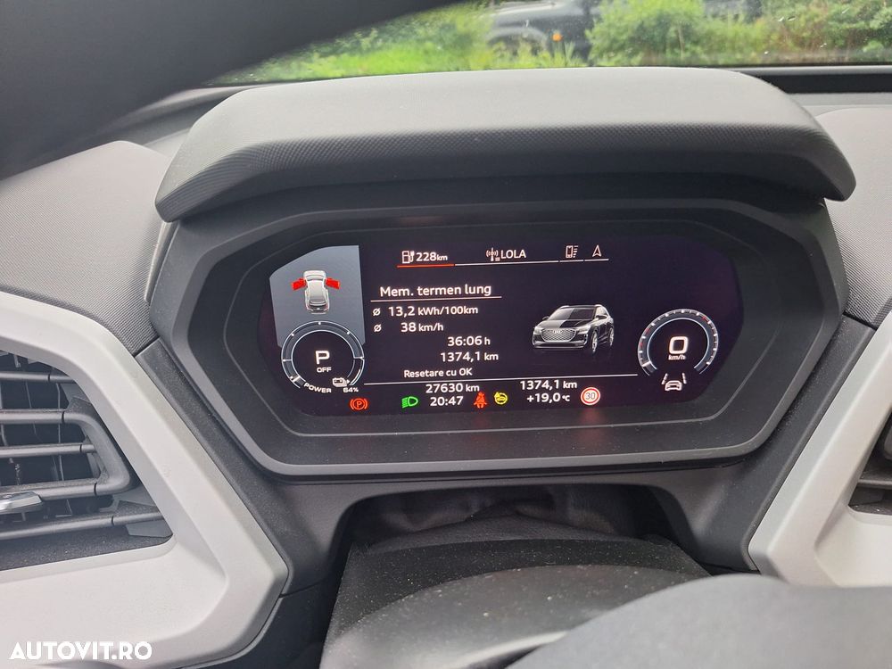 Audi Q4 e-tron SUV - 3