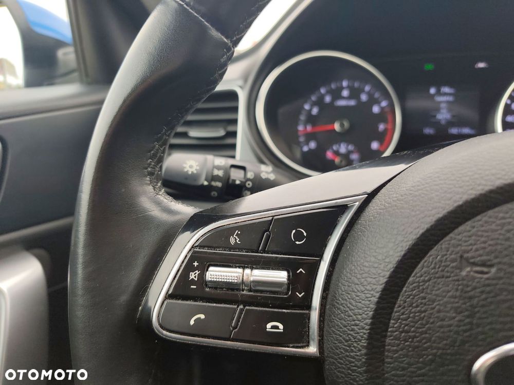 Kia Ceed - 23
