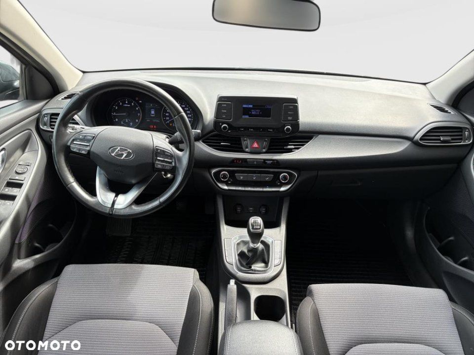 Hyundai i30 - 21