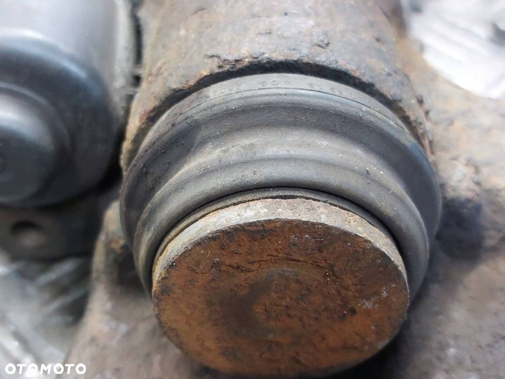 TARCZE HAMULCOWE TYŁ + ZACISKI AUDI A6 C6 - 5