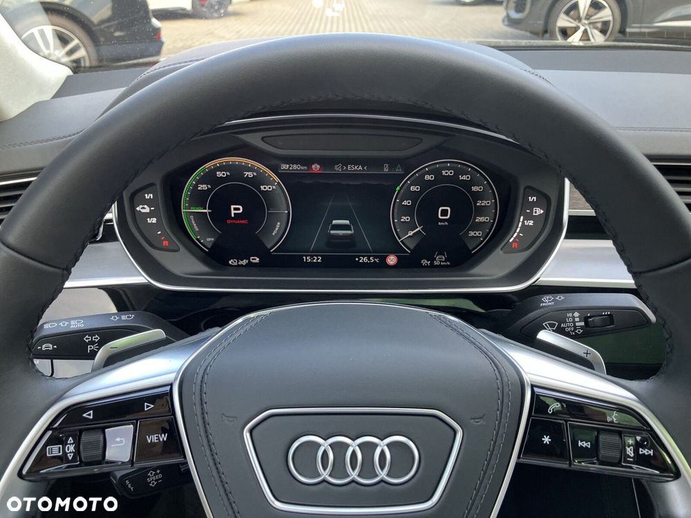 Audi A8 - 25