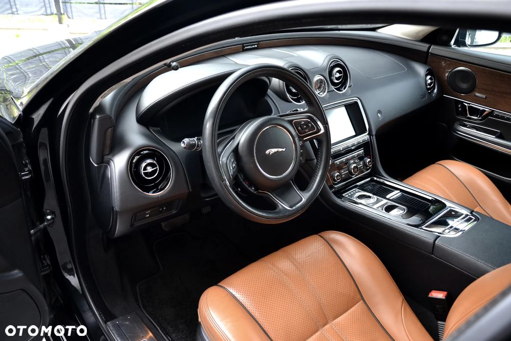 Jaguar XJ XJR575 5.0 V8 Kompressor - 19