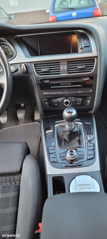 Audi A4 Avant 2.0 TDI DPF Ambition - 12